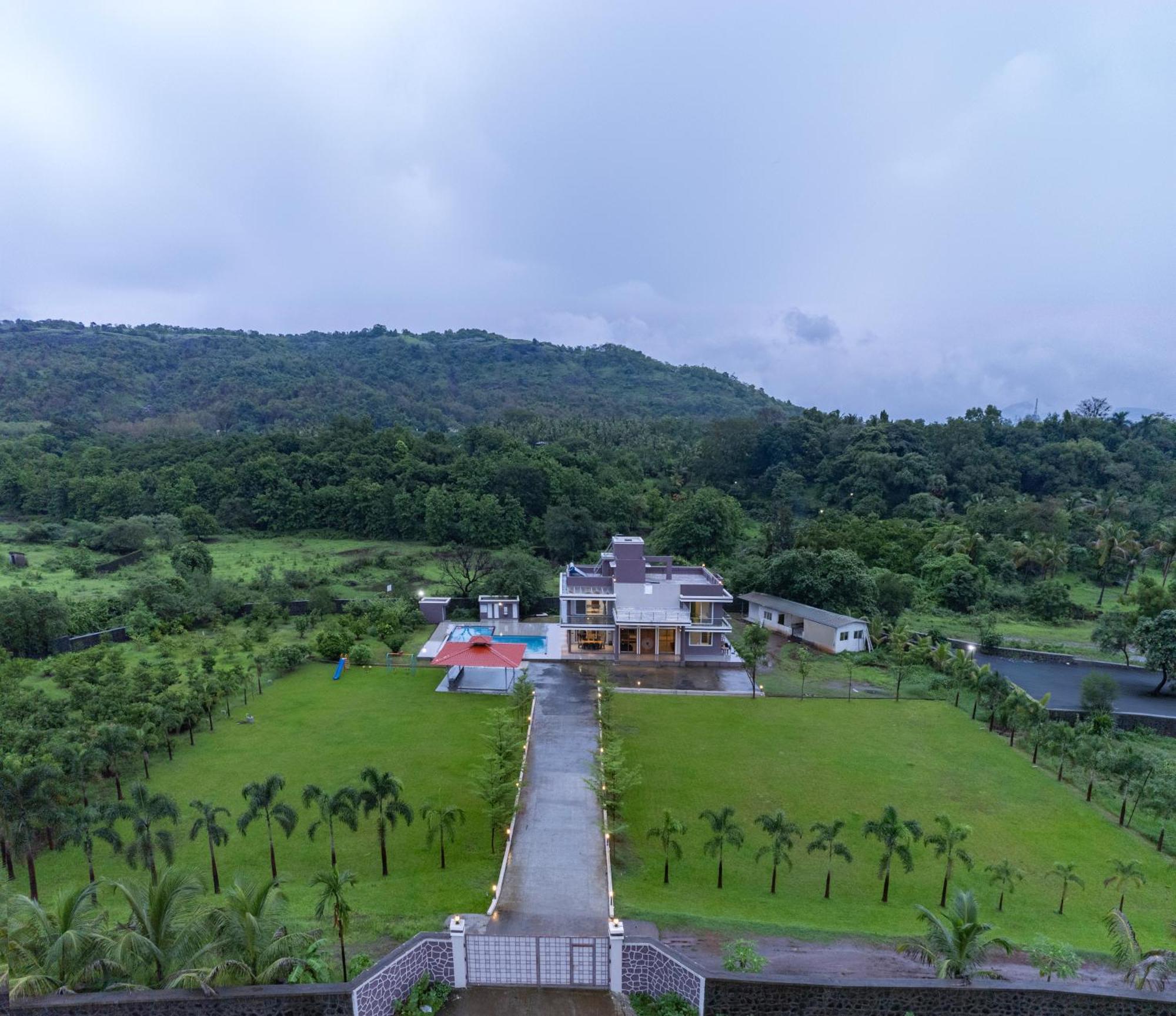 Stayscape Shreeji Farms 4Bhk Karjat Ngoại thất bức ảnh