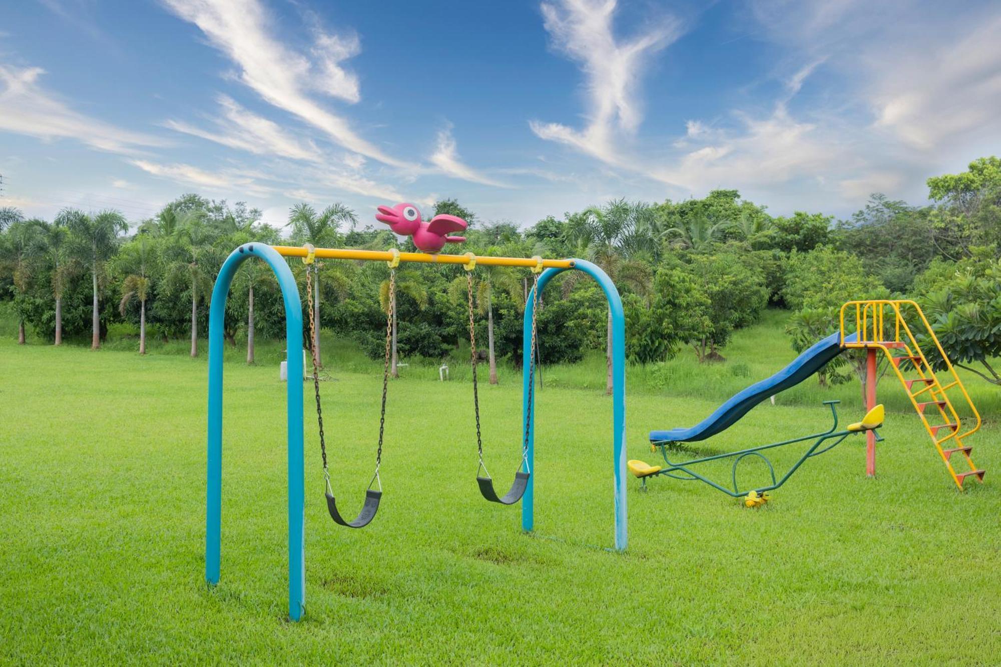 Stayscape Shreeji Farms 4Bhk Karjat Ngoại thất bức ảnh